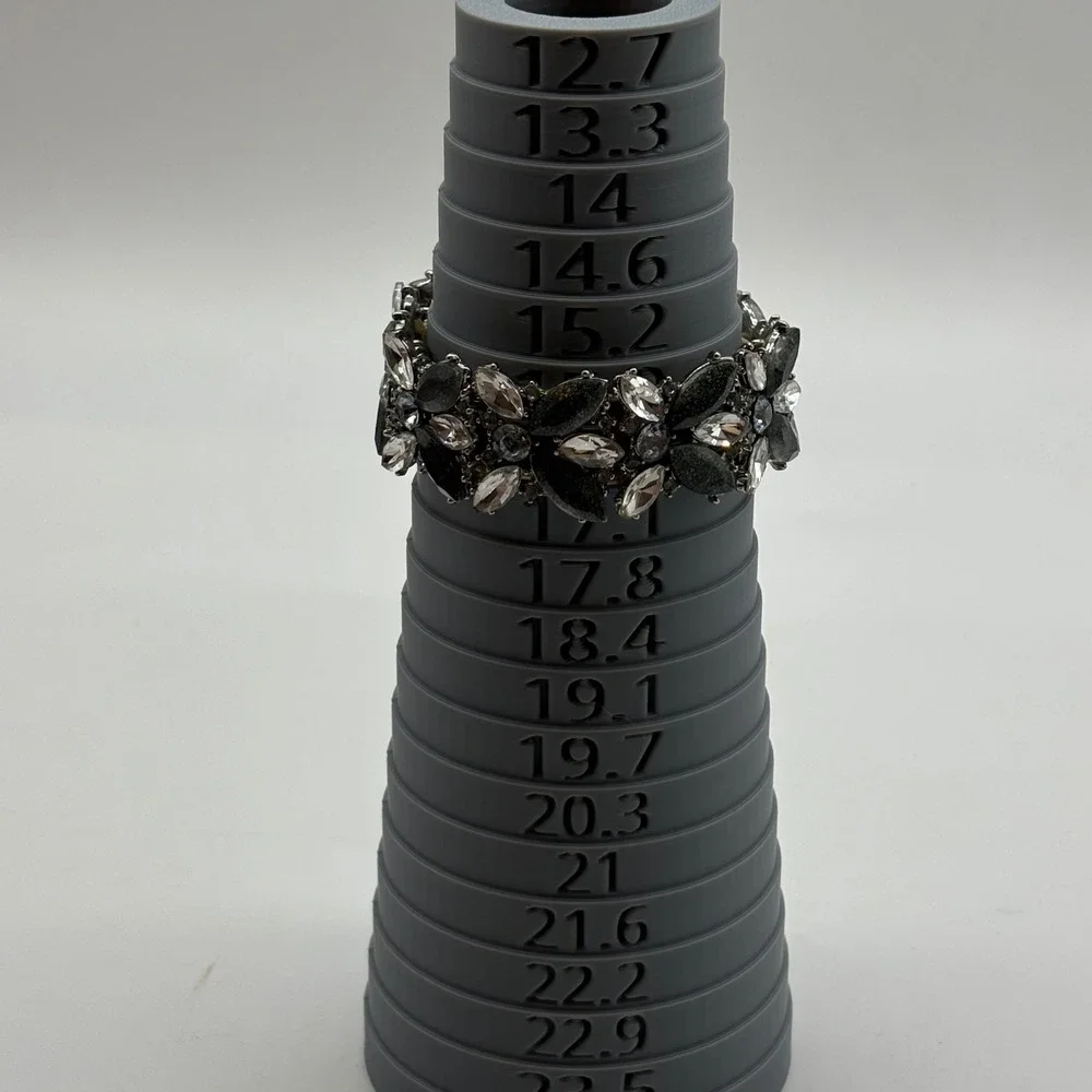 Vintage Silver Tone Butterfly‎ Grey Green Rhinestone Crystal Stretch Bracelet